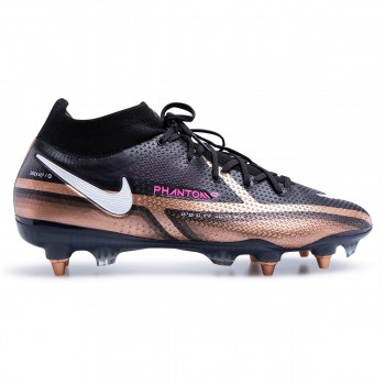 Nike football shoes outlet deals