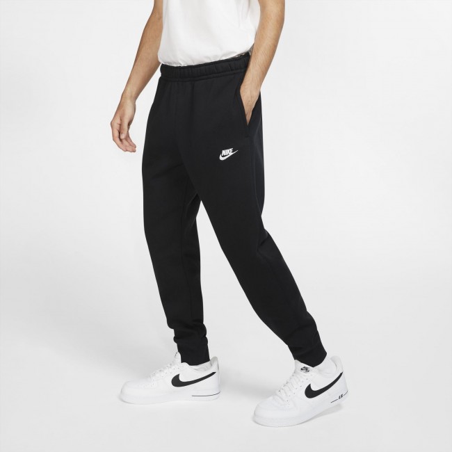 Jogger on sale outfits nike