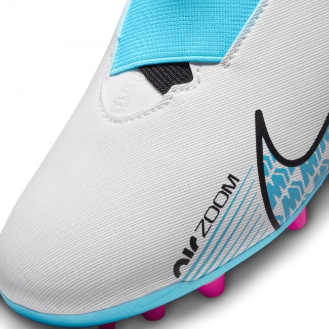 Academy deals boys cleats