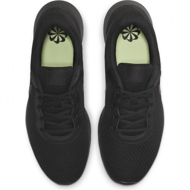 Nike on sale tanjun outlet