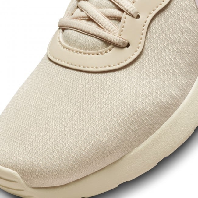 Nike tanjun cheap outlet