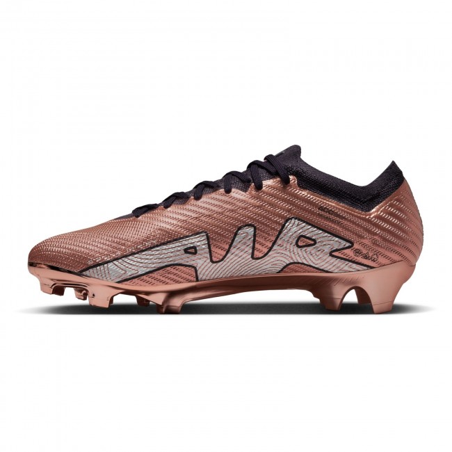 Soccer cleats outlet sale