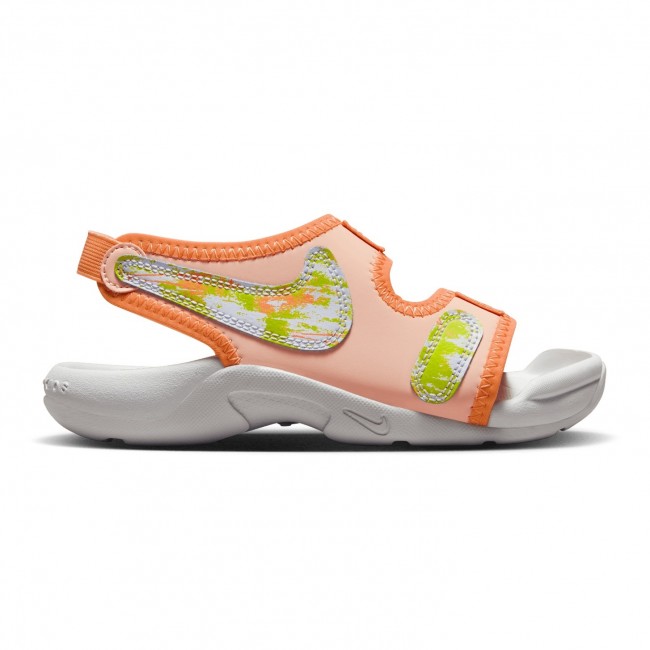 Little girl hot sale nike slides