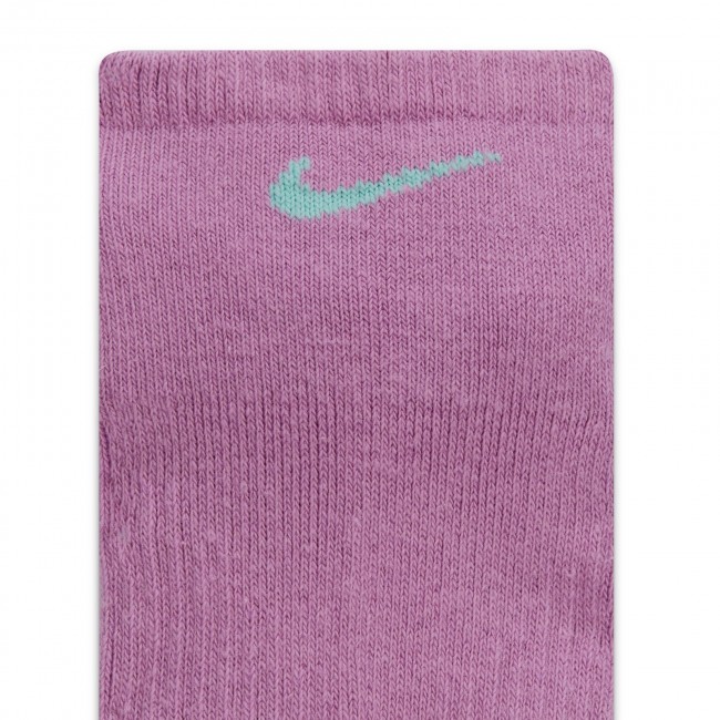 Nike Everyday Plus Cushion Training No-Show Socks (3 Pairs).