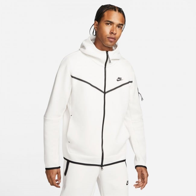 Nike tech outlet on sale