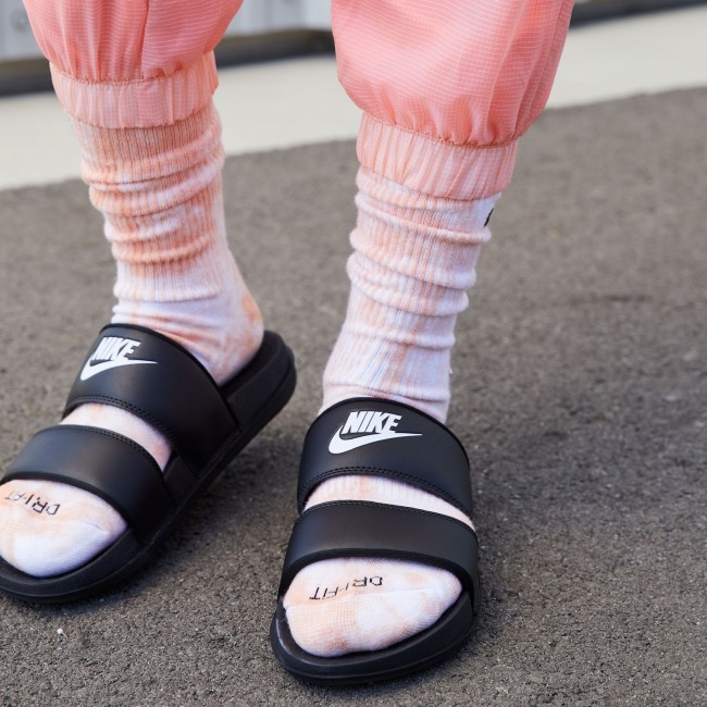 Nike foot flops new arrivals