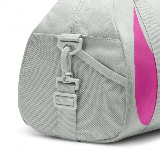 Nike gym club kids bag 25l Travel and sports bags Sportland Outlet