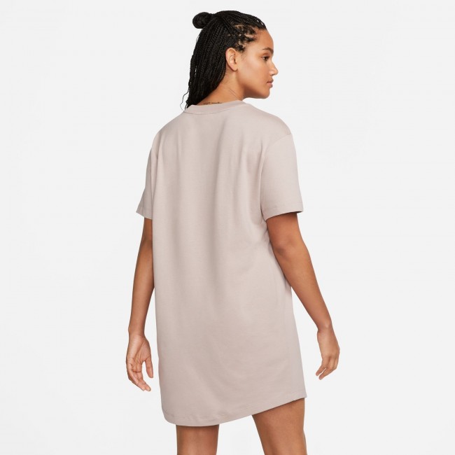 Nike sportswear essential women s short sleeve t shirt dress Tops and shirts Sportland Outlet