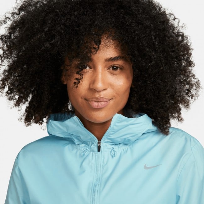 Nike women's essential seasonal running jacket hot sale